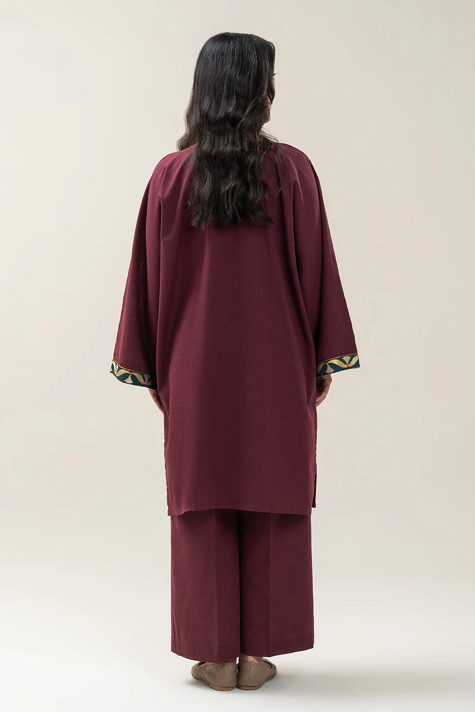 2 PIECE EMBROIDERED TWO WAY SLUB SUIT (PRET) - Image 3