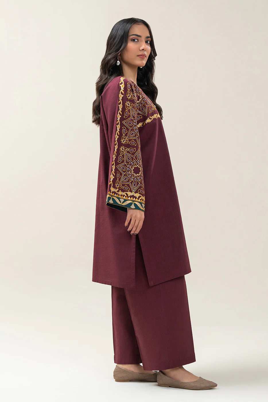 2 PIECE EMBROIDERED TWO WAY SLUB SUIT (PRET) - Image 4