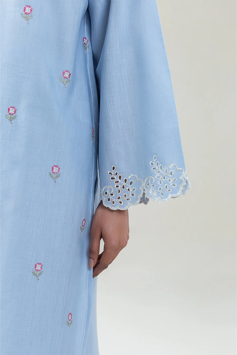2 PIECE EMBROIDERED SLUB KHADDAR SUIT (PRET) - Image 4