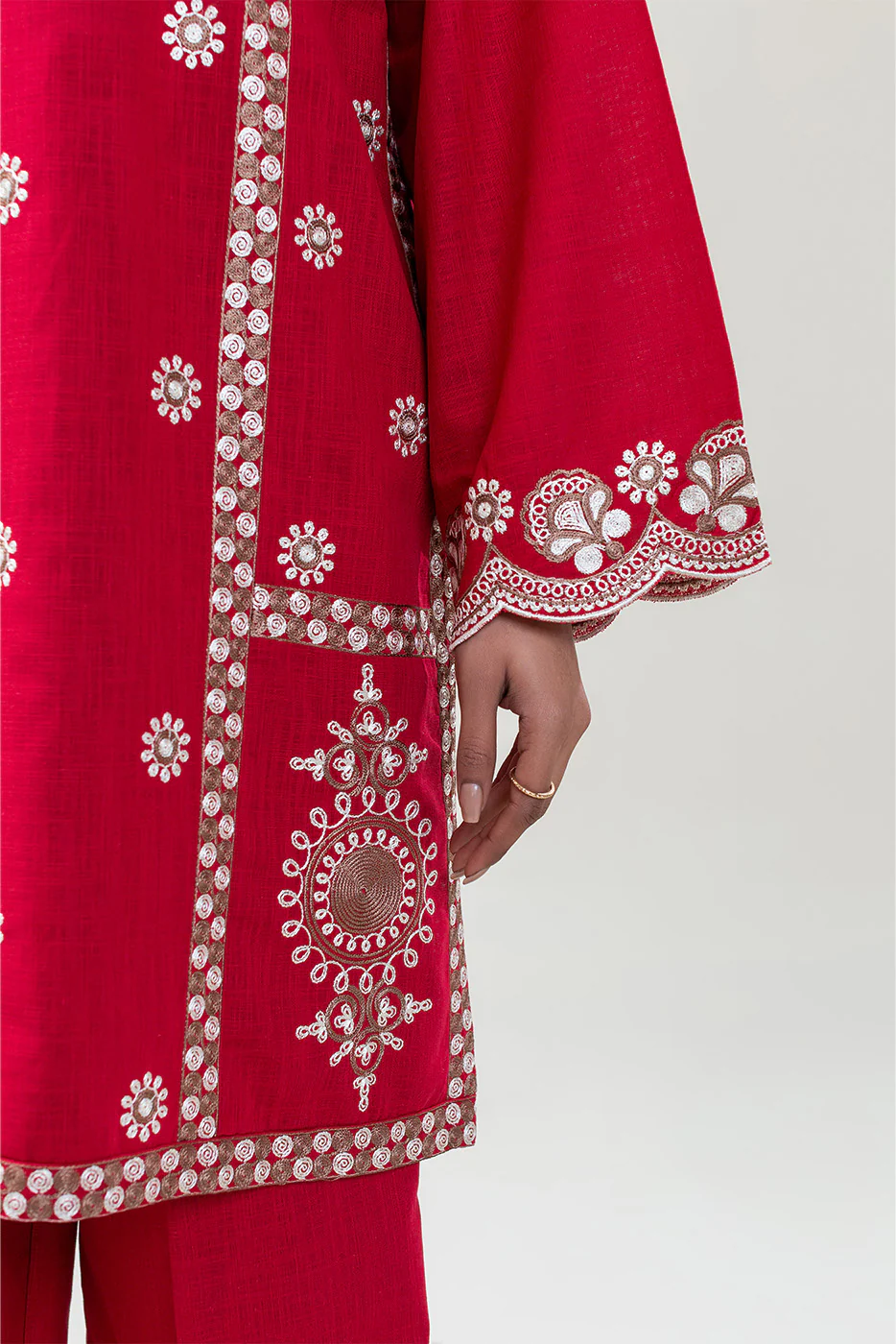 2 PIECE EMBROIDERED TWO WAY SLUB SUIT (PRET) - Image 5