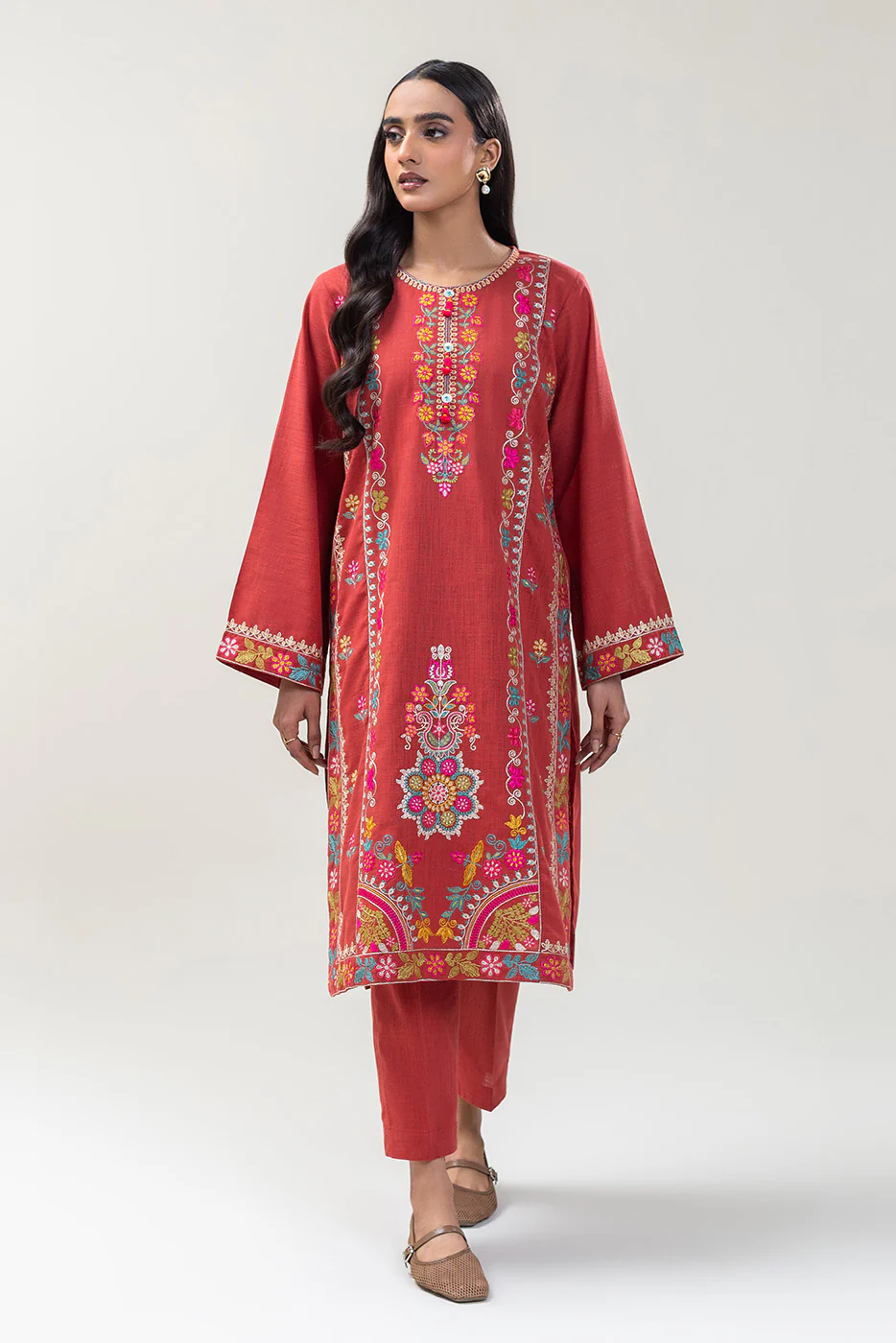 2 PIECE EMBROIDERED TWO WAY SLUB SUIT (PRET) - Image 2