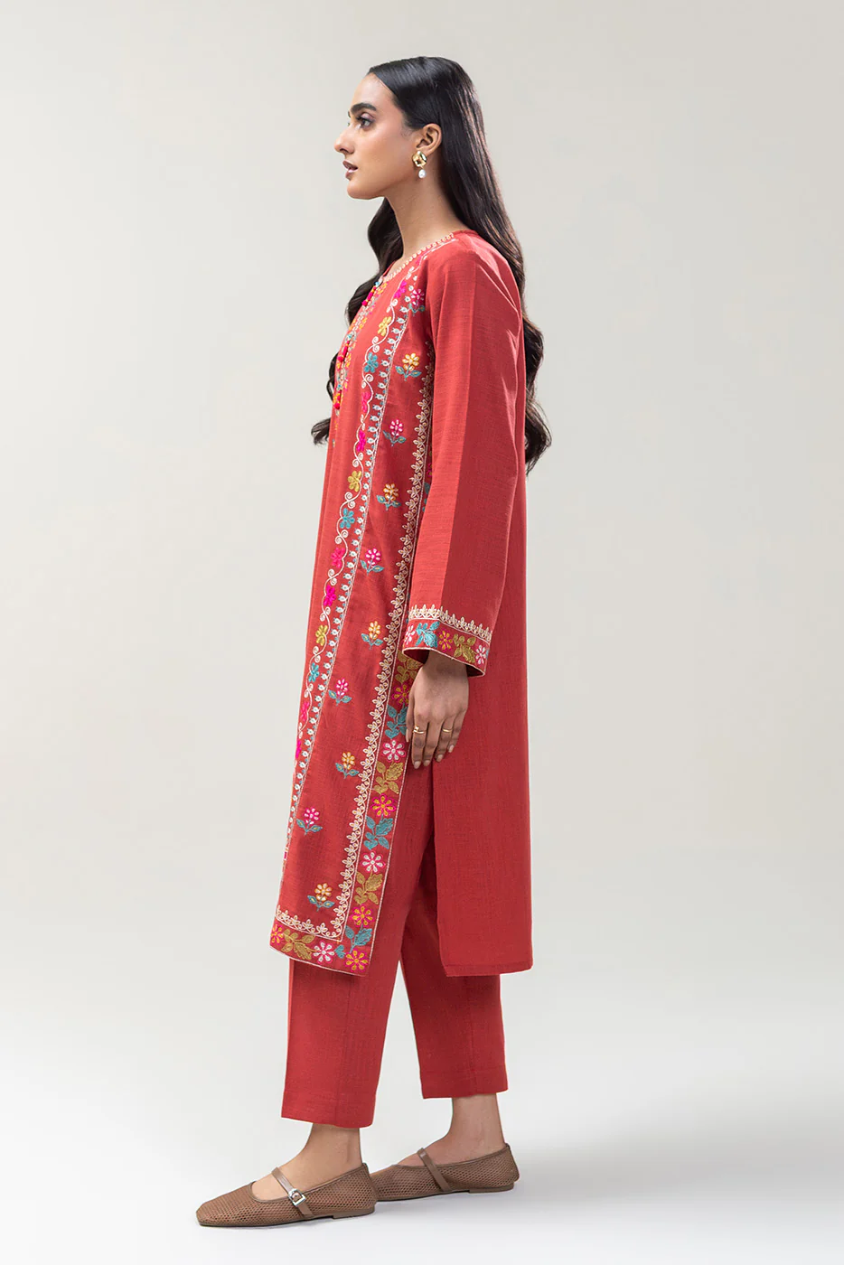2 PIECE EMBROIDERED TWO WAY SLUB SUIT (PRET) - Image 3