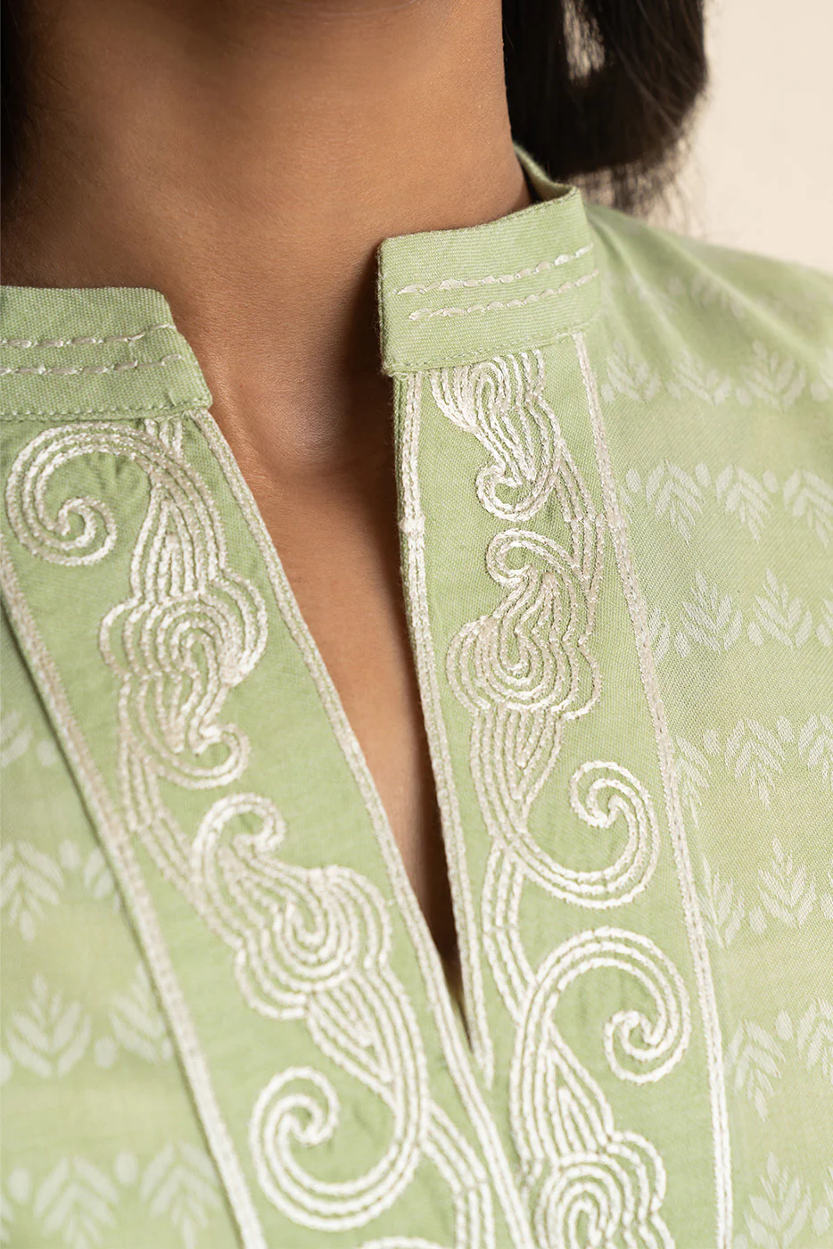 2 PIECE EMBROIDERED KHADDAR SUIT (PRET) - Image 5