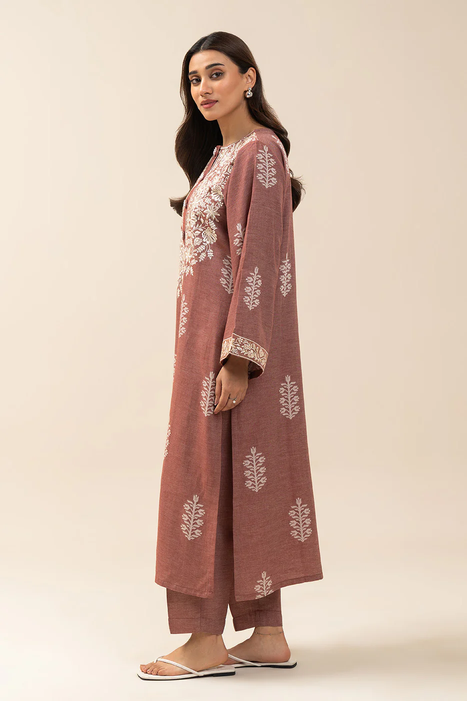 2 PIECE EMBROIDERED KHADDAR SUIT (PRET) - Image 4