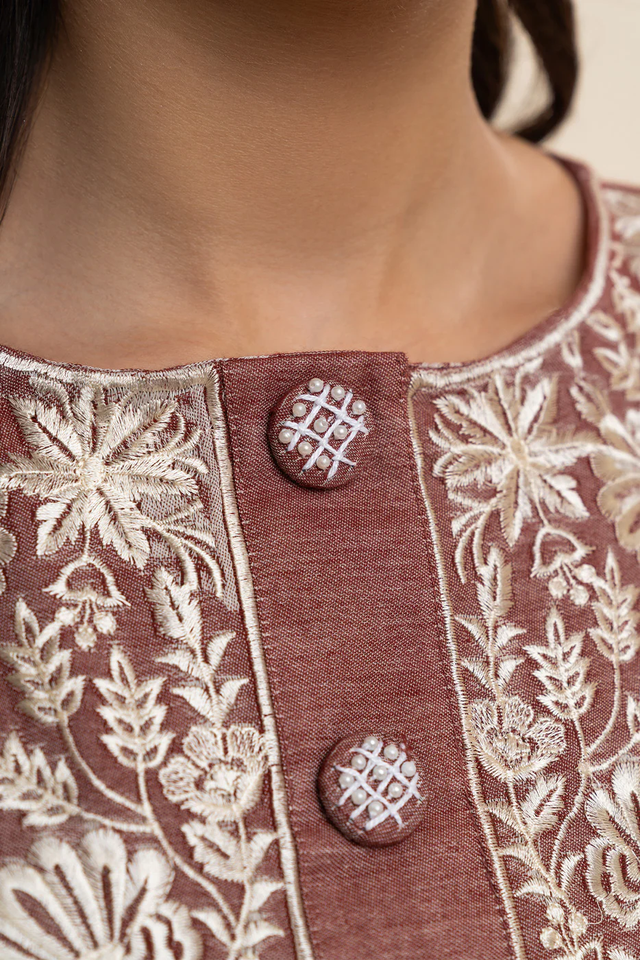 2 PIECE EMBROIDERED KHADDAR SUIT (PRET) - Image 5
