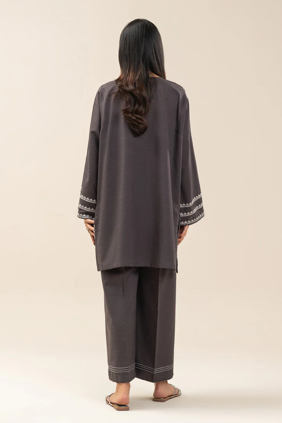 2 PIECE EMBROIDERED KHADDAR SUIT (PRET) - Image 3