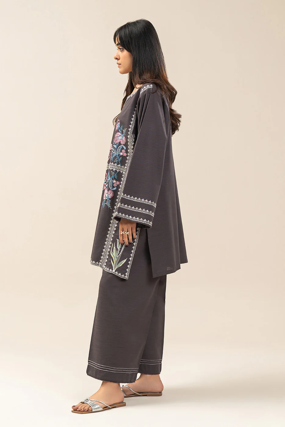 2 PIECE EMBROIDERED KHADDAR SUIT (PRET) - Image 4