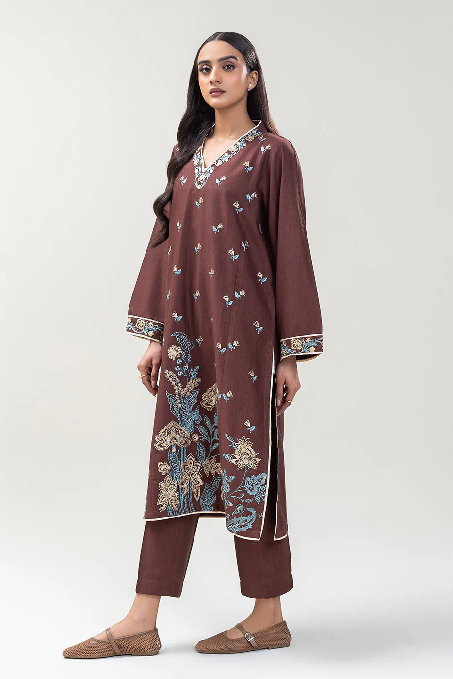 2 PIECE EMBROIDERED SLUB KHADDAR SUIT (PRET) - Image 3