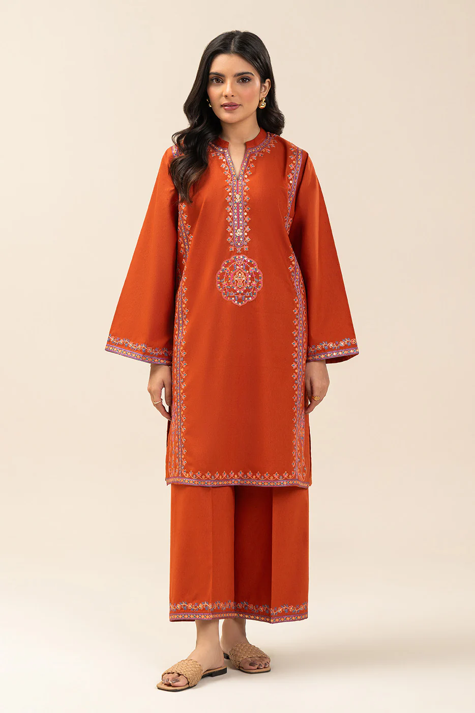 2 PIECE EMBROIDERED KARANDI SUIT (PRET) - Image 2