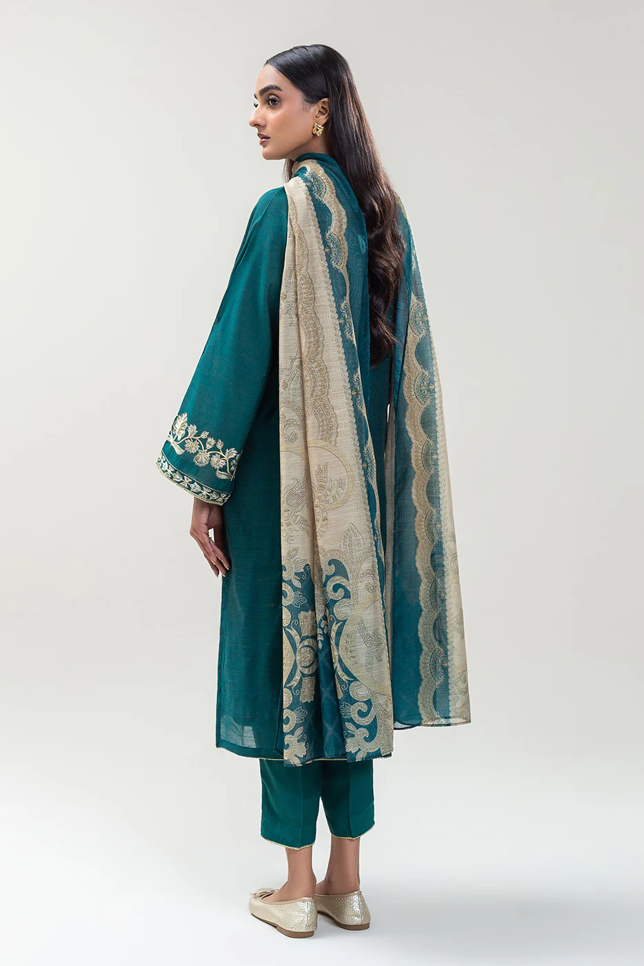 3 PIECE EMBROIDERED GOLD ZARI SUIT (PRET) - Image 3