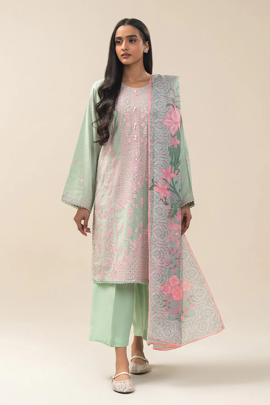 3 PIECE EMBROIDERED GOLD ZARI SUIT (PRET) - Image 2