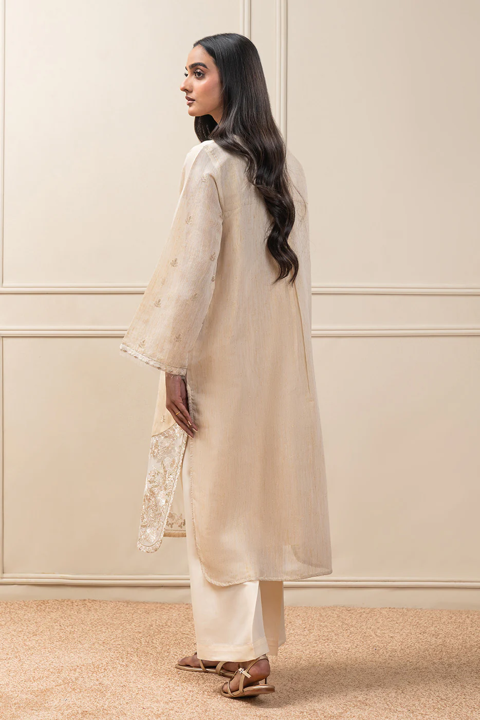 2 PIECE EMBROIDERED GOLD ZARI SUIT (PRET) - Image 3