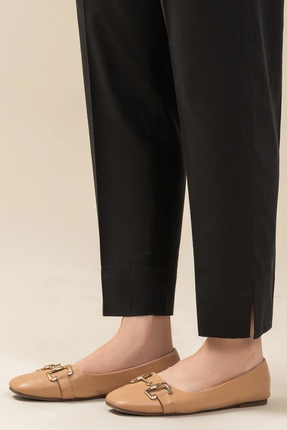 BASIC STRAIGHT PANTS - Image 2