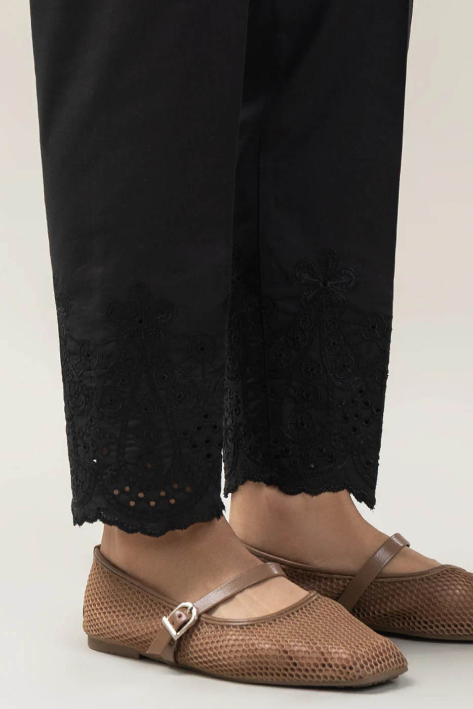 EMBROIDERED STRAIGHT PANTS - Image 2