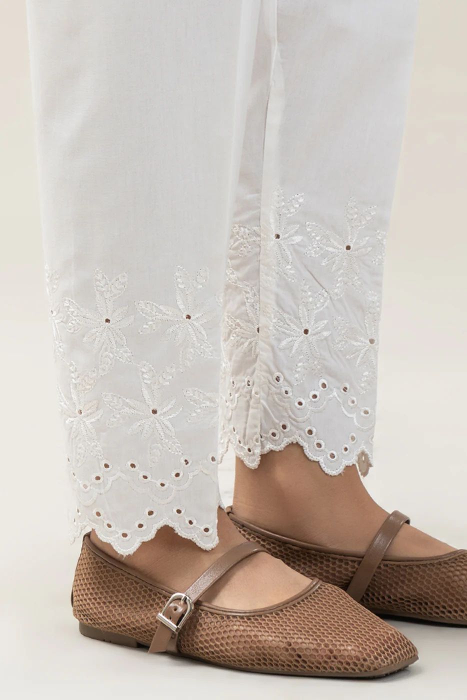EMBROIDERED STRAIGHT PANTS - Image 2