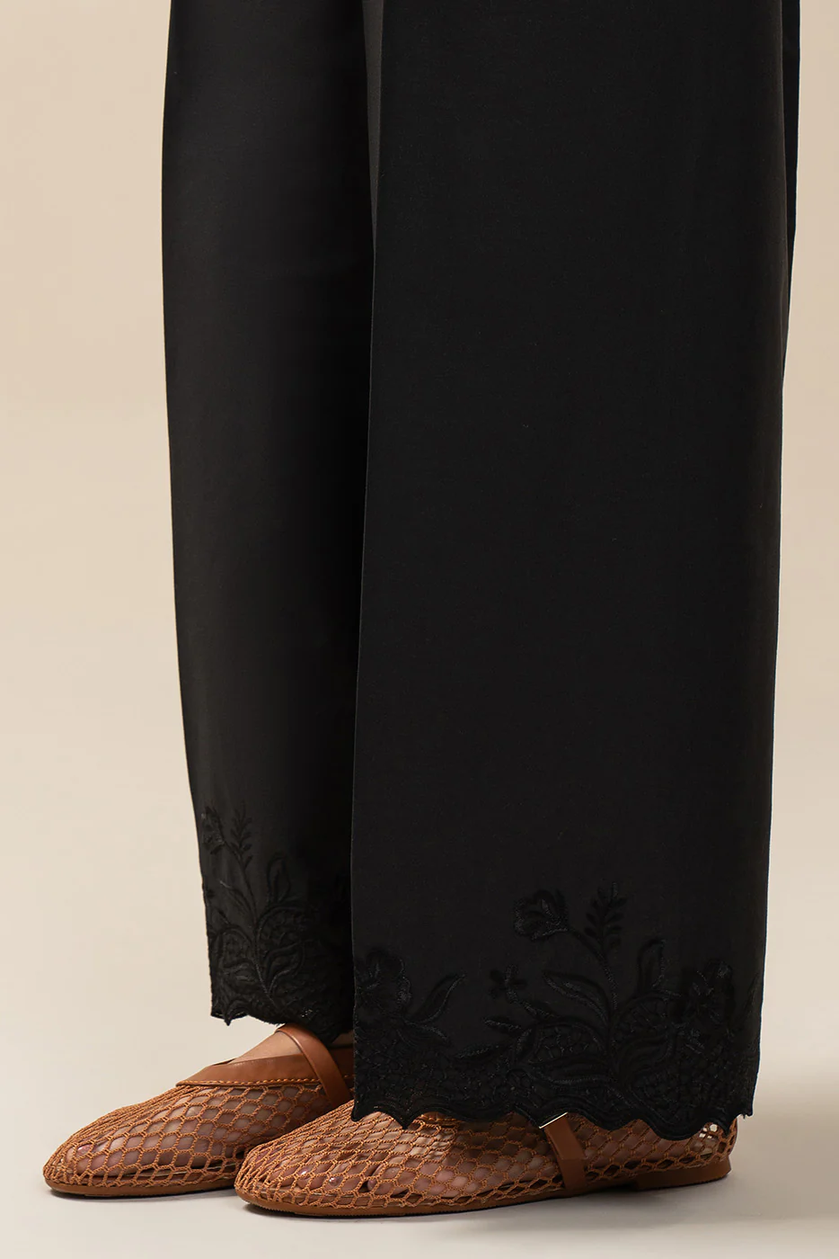 EMBROIDERED CULOTTE PANTS - Image 2