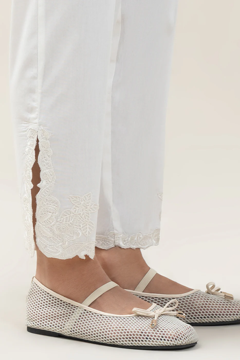 EMBROIDERED STRAIGHT PANTS - Image 2