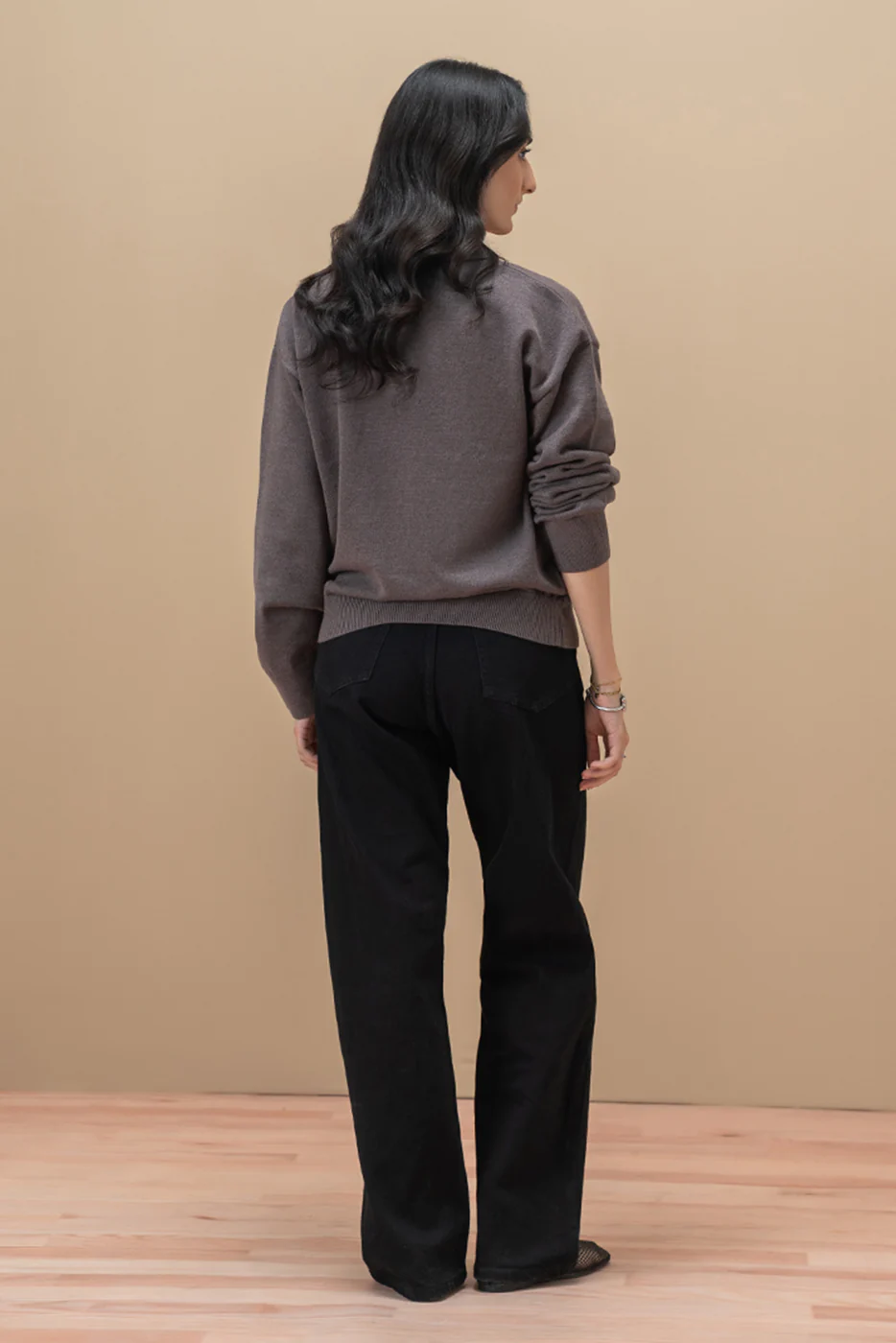 COLLAR WITH V-NECK PULLOVER - Image 3