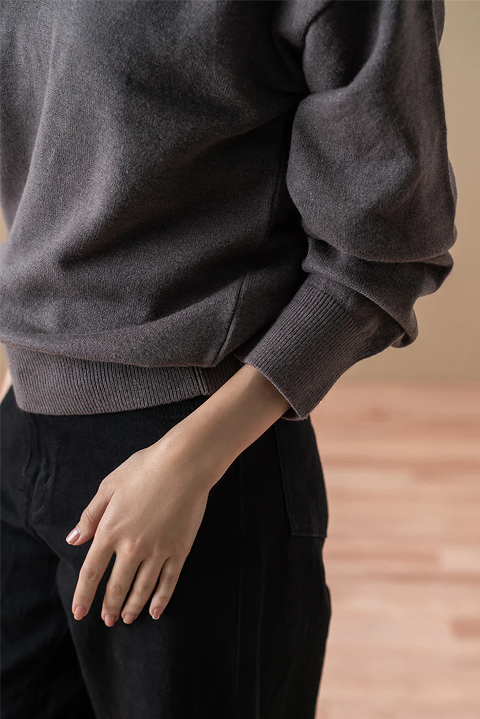 COLLAR WITH V-NECK PULLOVER - Image 6