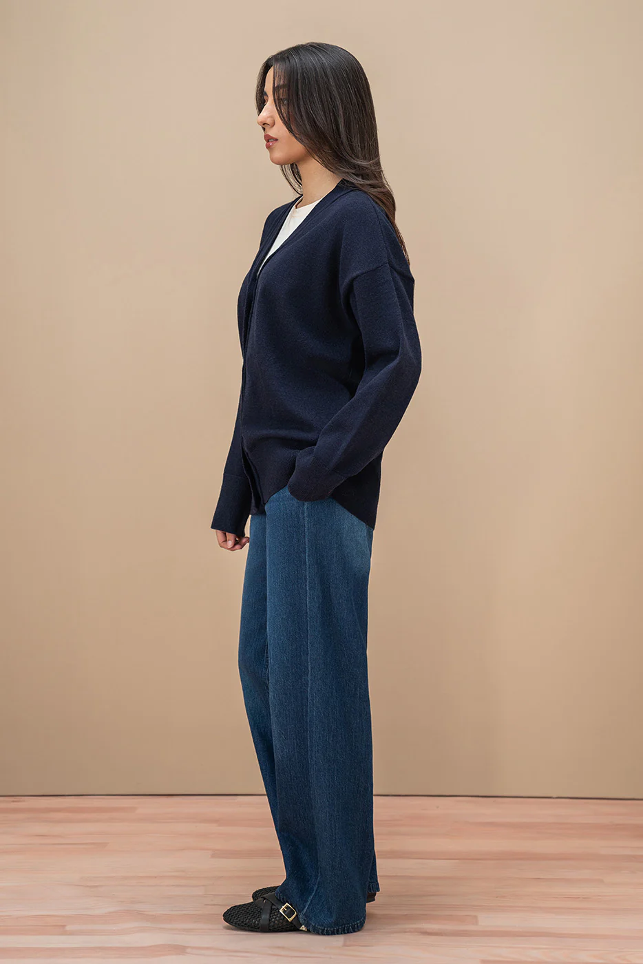 V-NECK LOOSE FIT CARDIGAN - Image 4