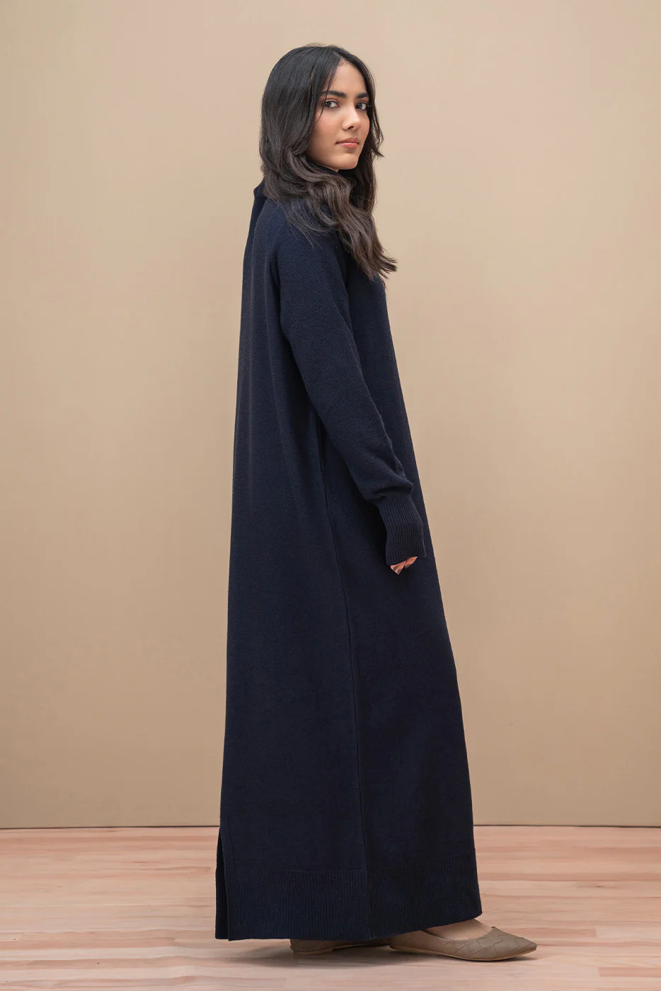 LONG MOCK NECK DRESS - Image 4