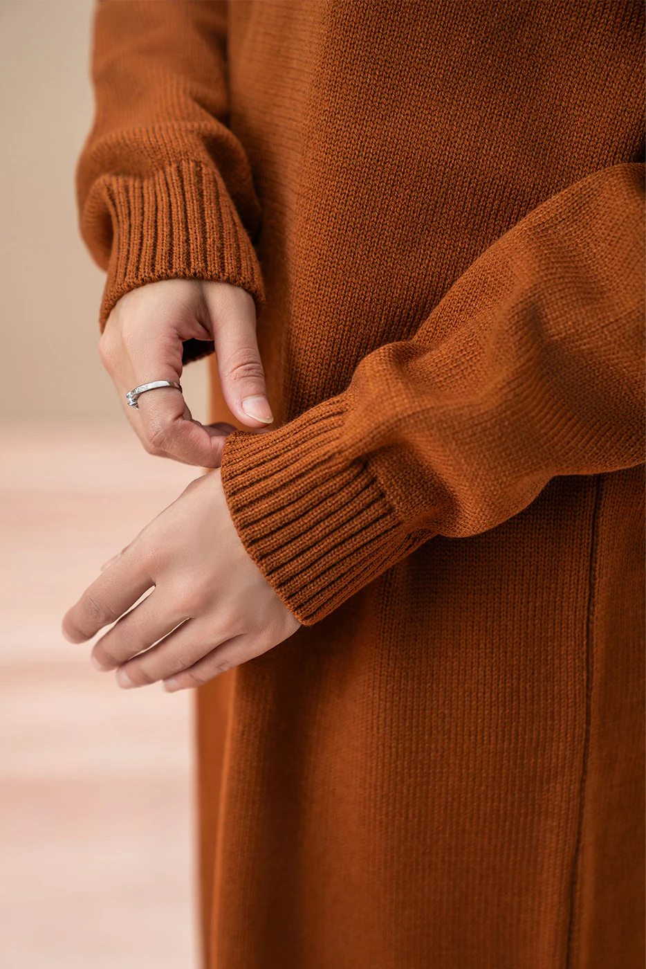 CREW NECK SHORT DRESS - Image 6