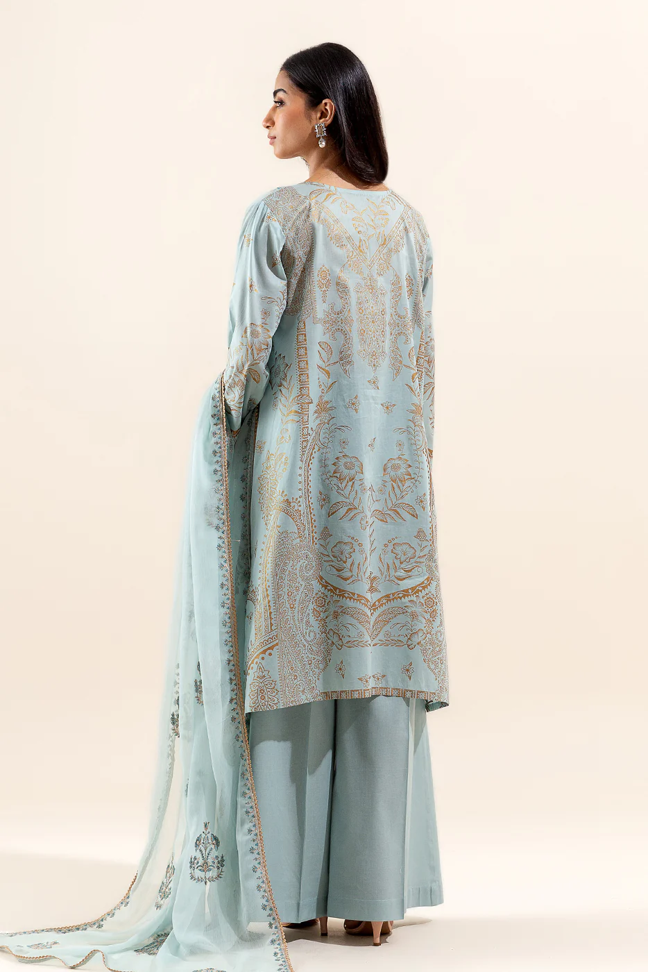 3 PIECE EMBROIDERED LAWN SUIT-ARCTIC AURORA (UNSTITCHED) - Image 4