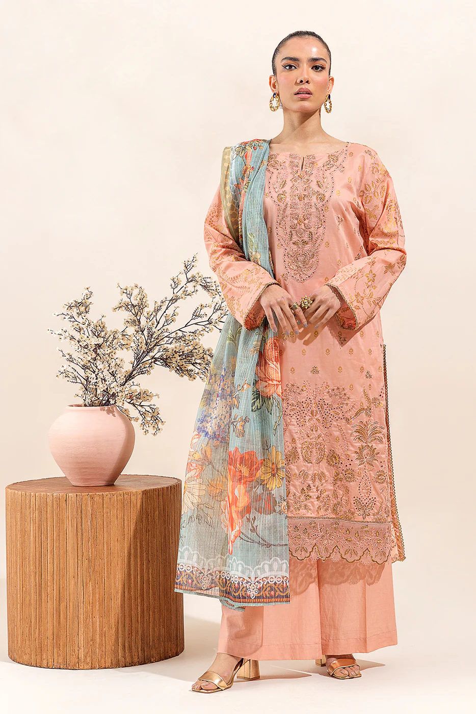 3 PIECE EMBROIDERED LAWN SUIT-ROSETTE DAWN (UNSTITCHED) - Image 2