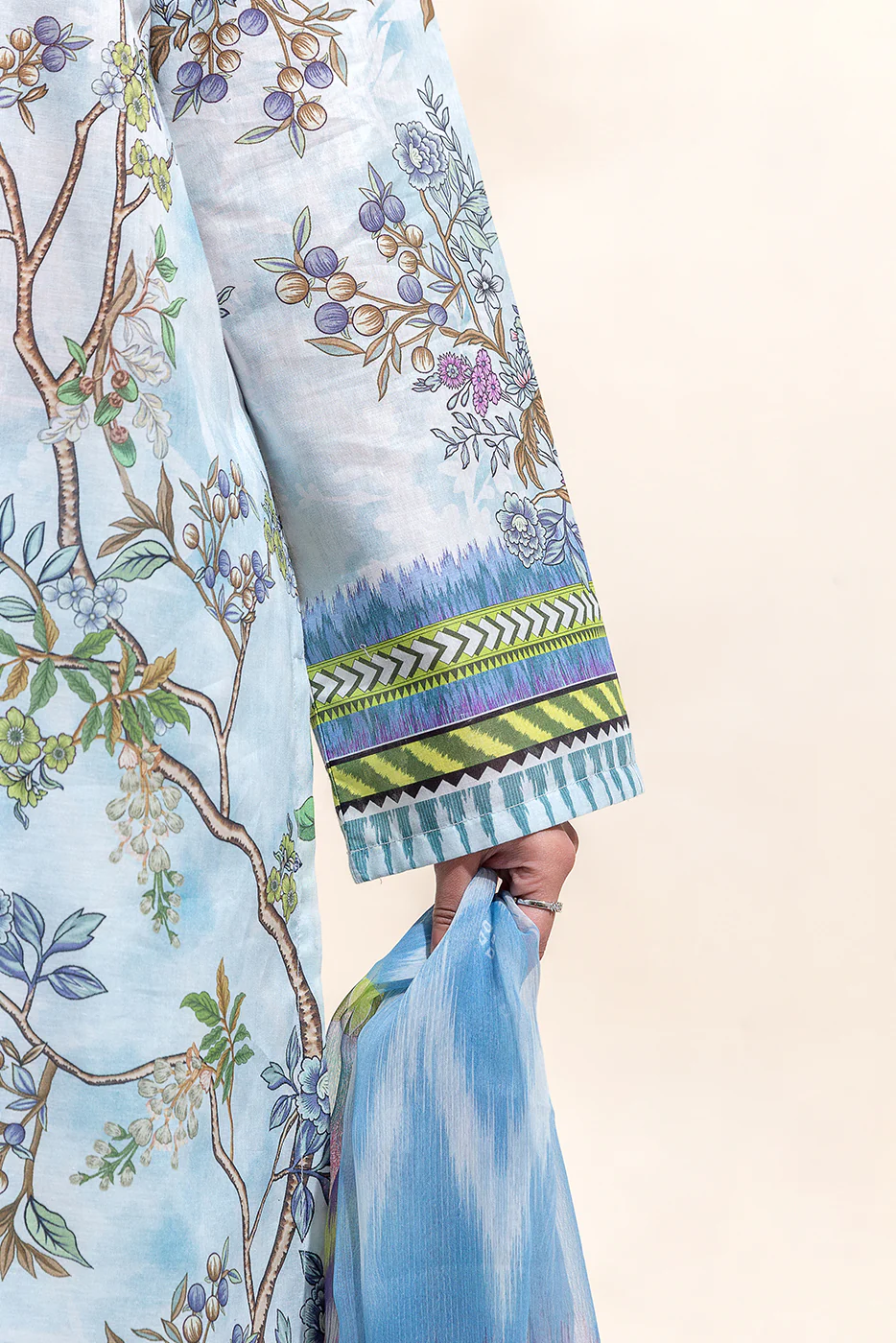 3 PIECE - PRINTED LAWN SUIT - IKAT BLOOM (UNSTITCHED) - Image 3