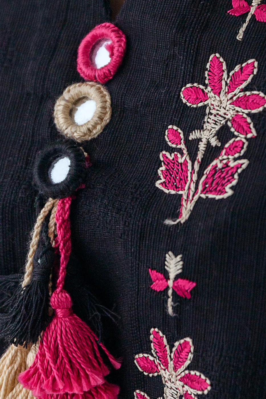 EMBROIDERED KHADDAR JACQUARD SHIRT (PRET) - Image 3