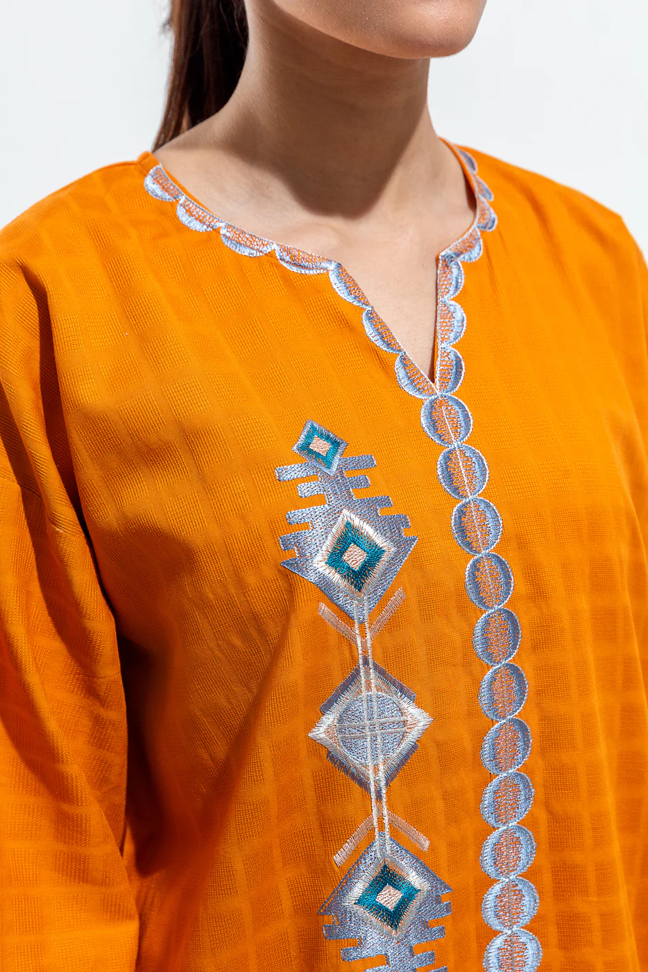 EMBROIDERED DOBBY SHIRT (PRET) - Image 4