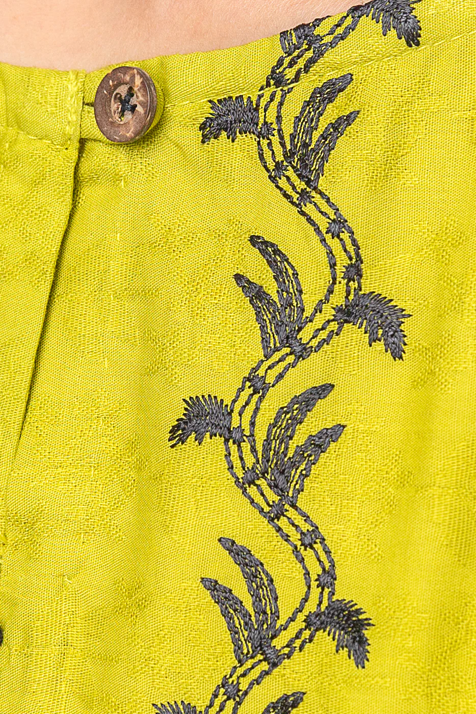 EMBROIDERED SELF JACQUARD SHIRT (PRET) - Image 4