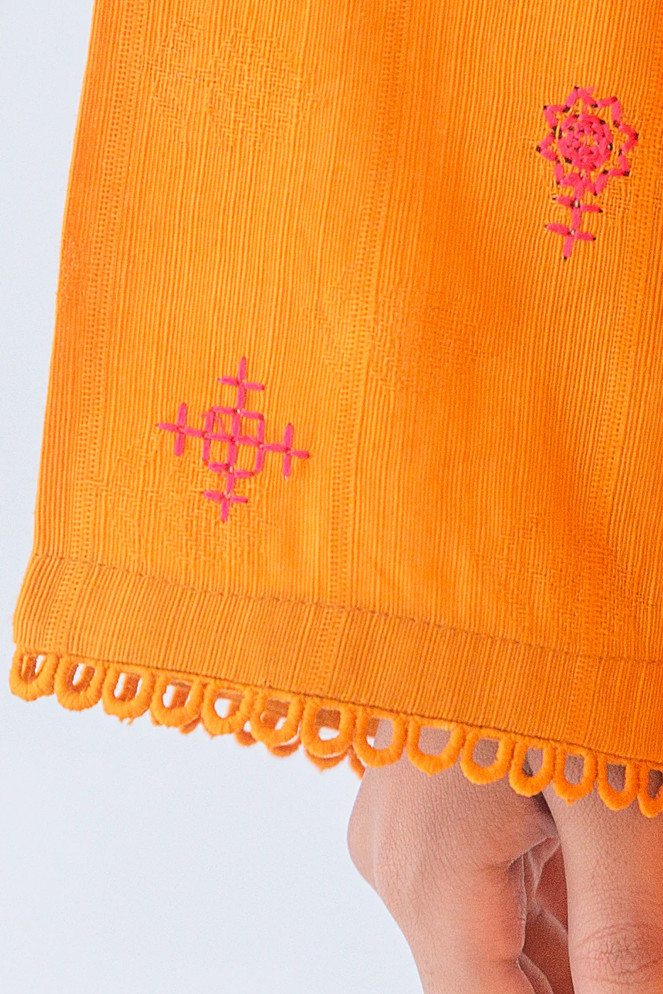 EMBROIDERED JACQUARD KHADDAR SHIRT (PRET) - Image 2