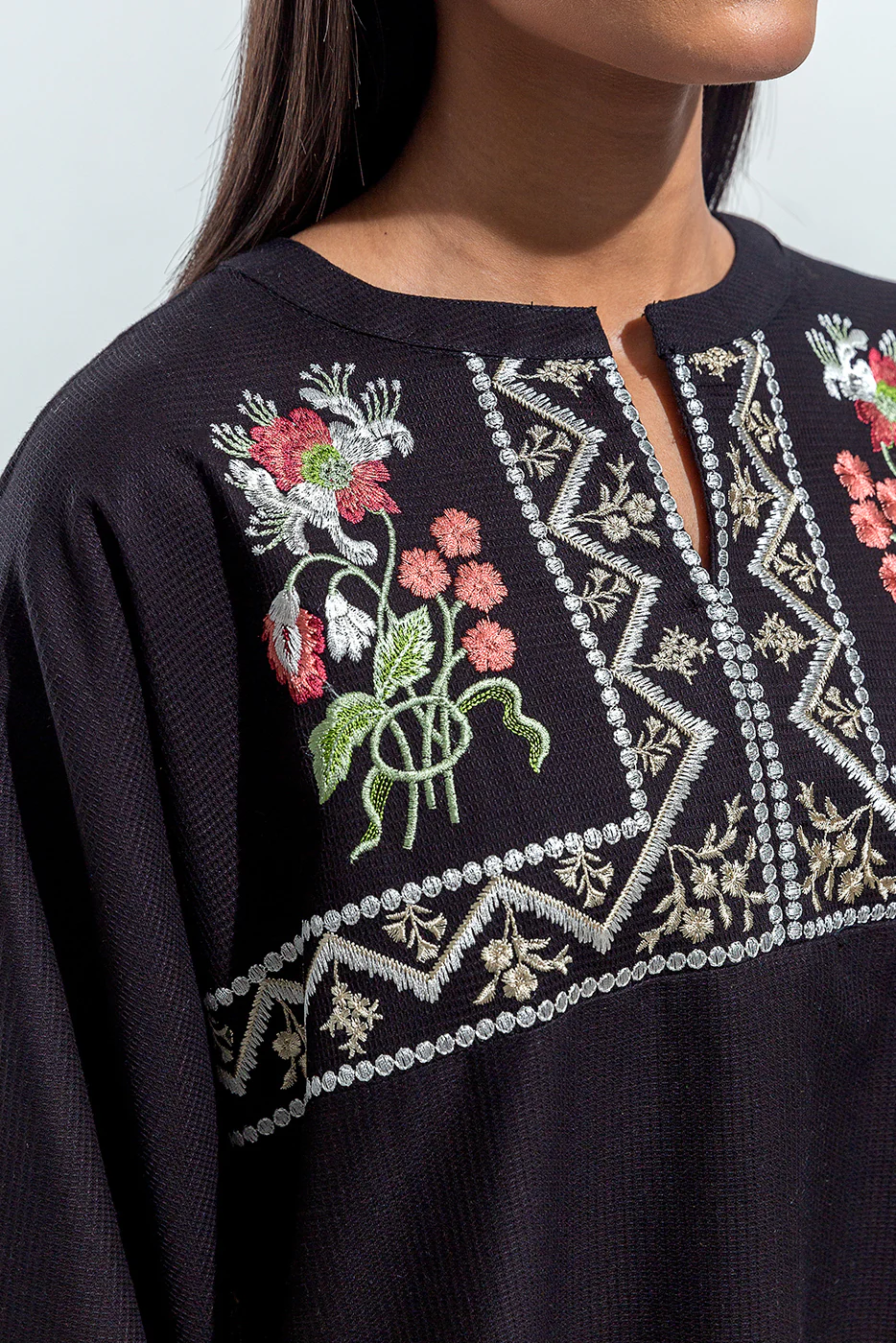 EMBROIDERED DOBBY SHIRT (PRET) - Image 4