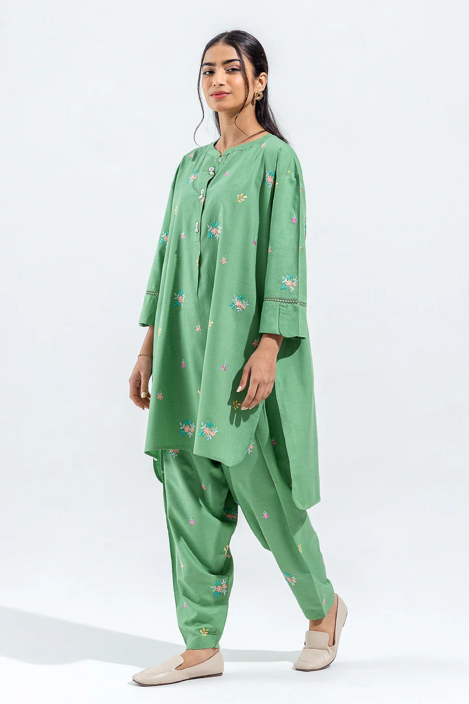 2 PIECE EMBROIDERED CHAMBRAY SUIT (PRET) - Image 2