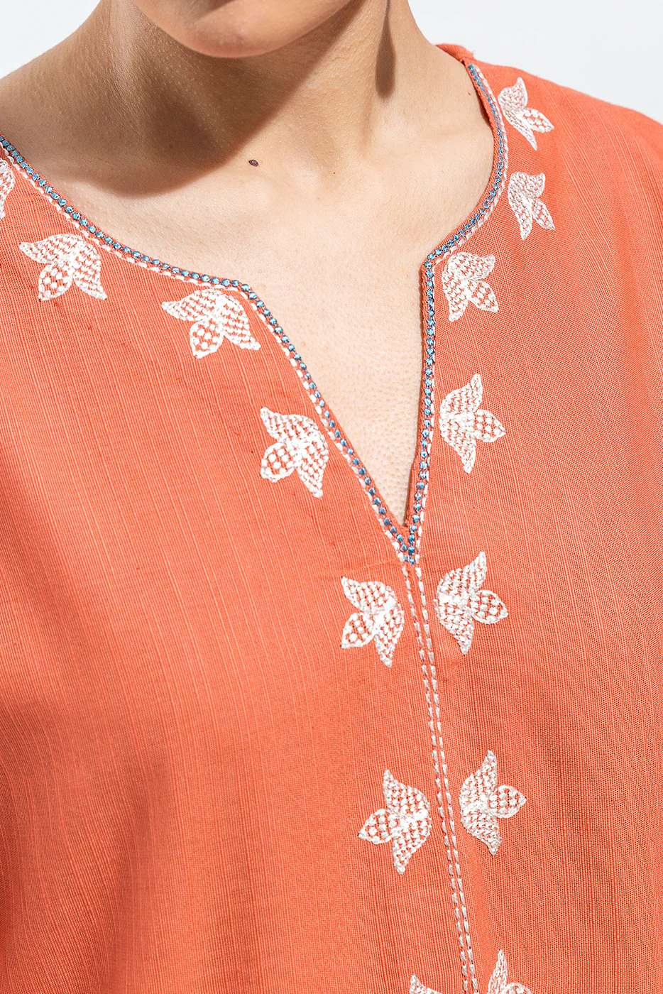 2 PIECE EMBROIDERED SLUB KHADDAR SUIT (PRET) - Image 4