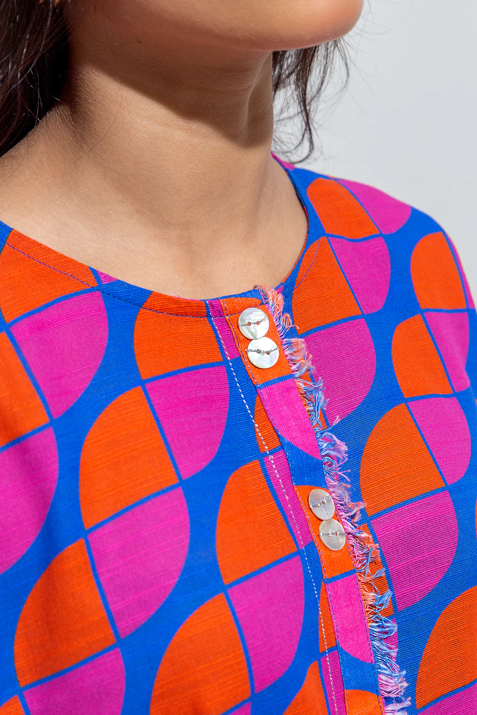 PRINTED SLUB KHADDAR SHIRT (PRET) - Image 4