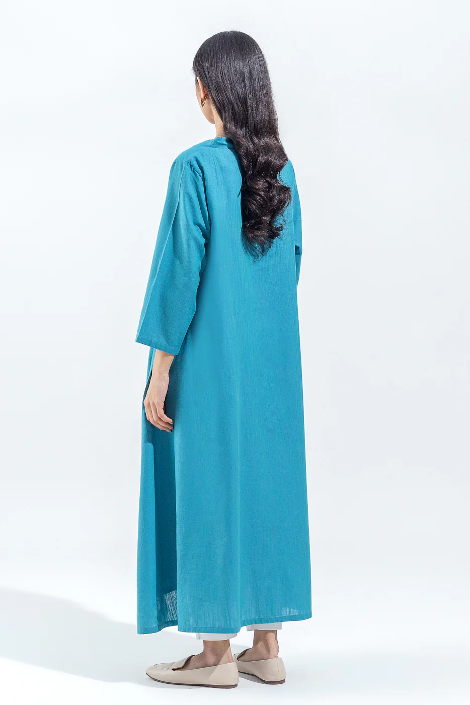 EMBROIDERED SLUB KHADDAR SHIRT (PRET) - Image 3