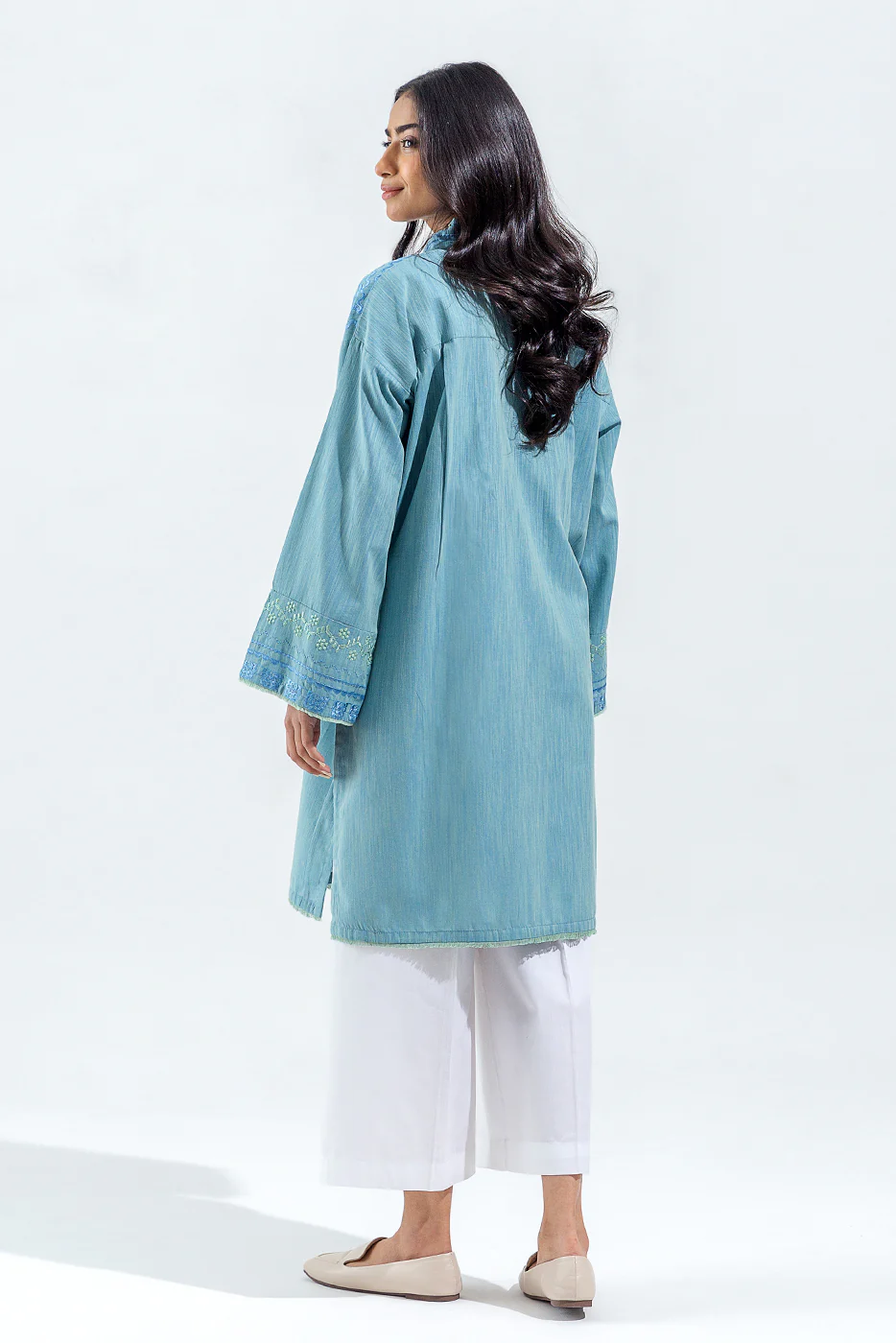 EMBROIDERED SLUB KHADDAR SHIRT (PRET) - Image 4