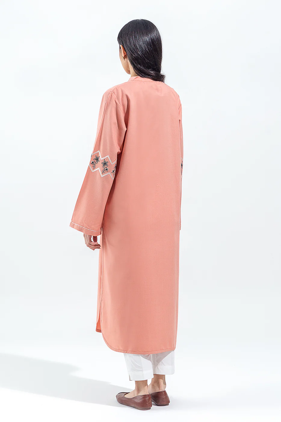 EMBROIDERED CHAMBREY SHIRT (PRET) - Image 5