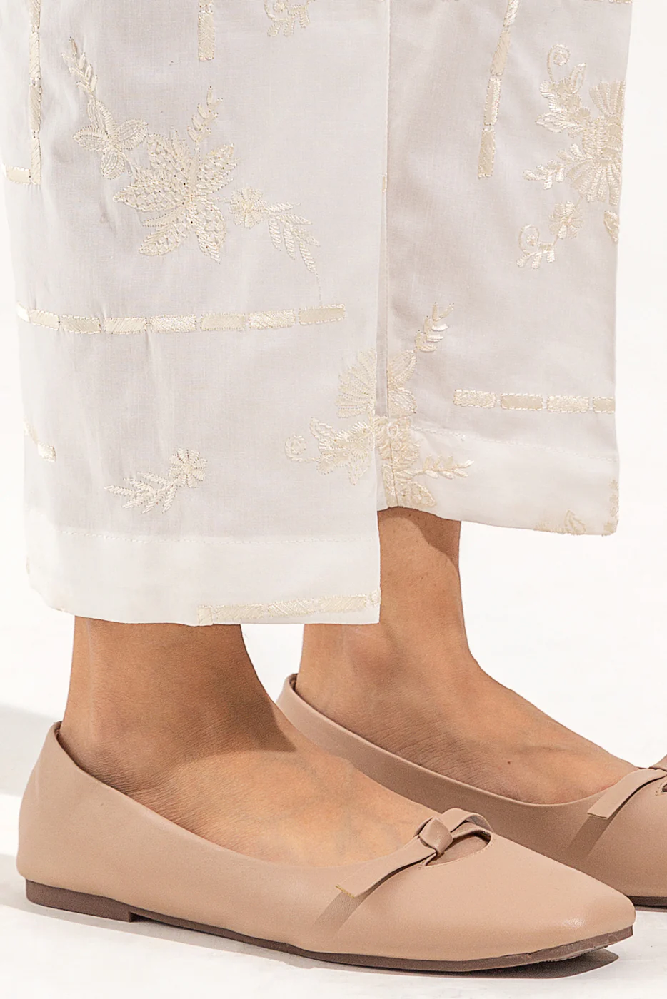 EMBROIDERED STRAIGHT PANTS - Image 2