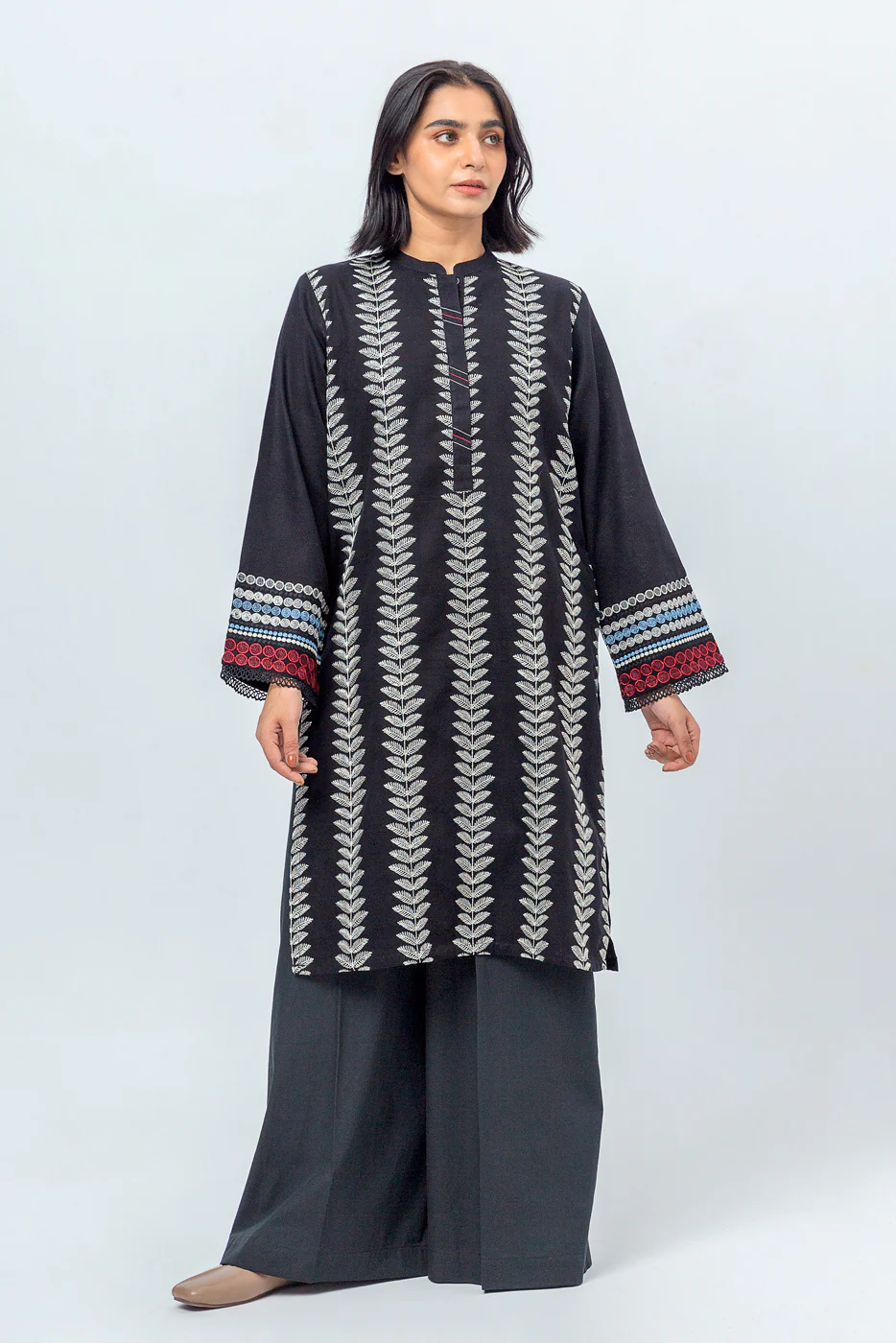 EMBROIDERED KHADDAR SHIRT (PRET) - Image 2