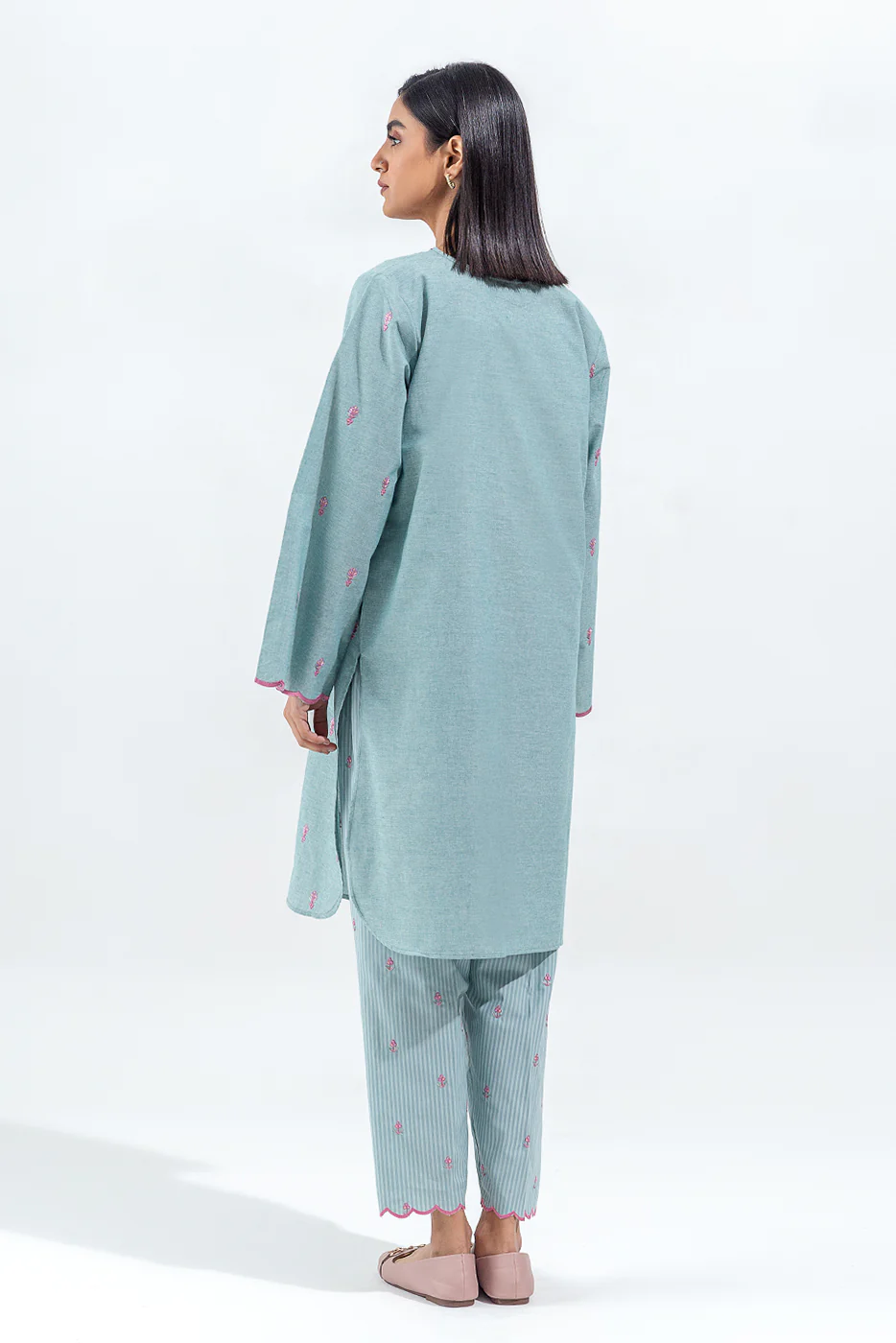 2 PIECE EMBROIDERED YARN DYED SUIT(PRET) - Image 4