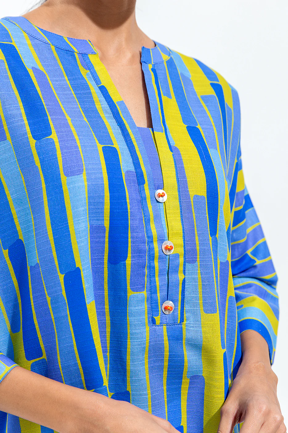PRINTED SLUB KHADDAR SHIRT (PRET) - Image 3