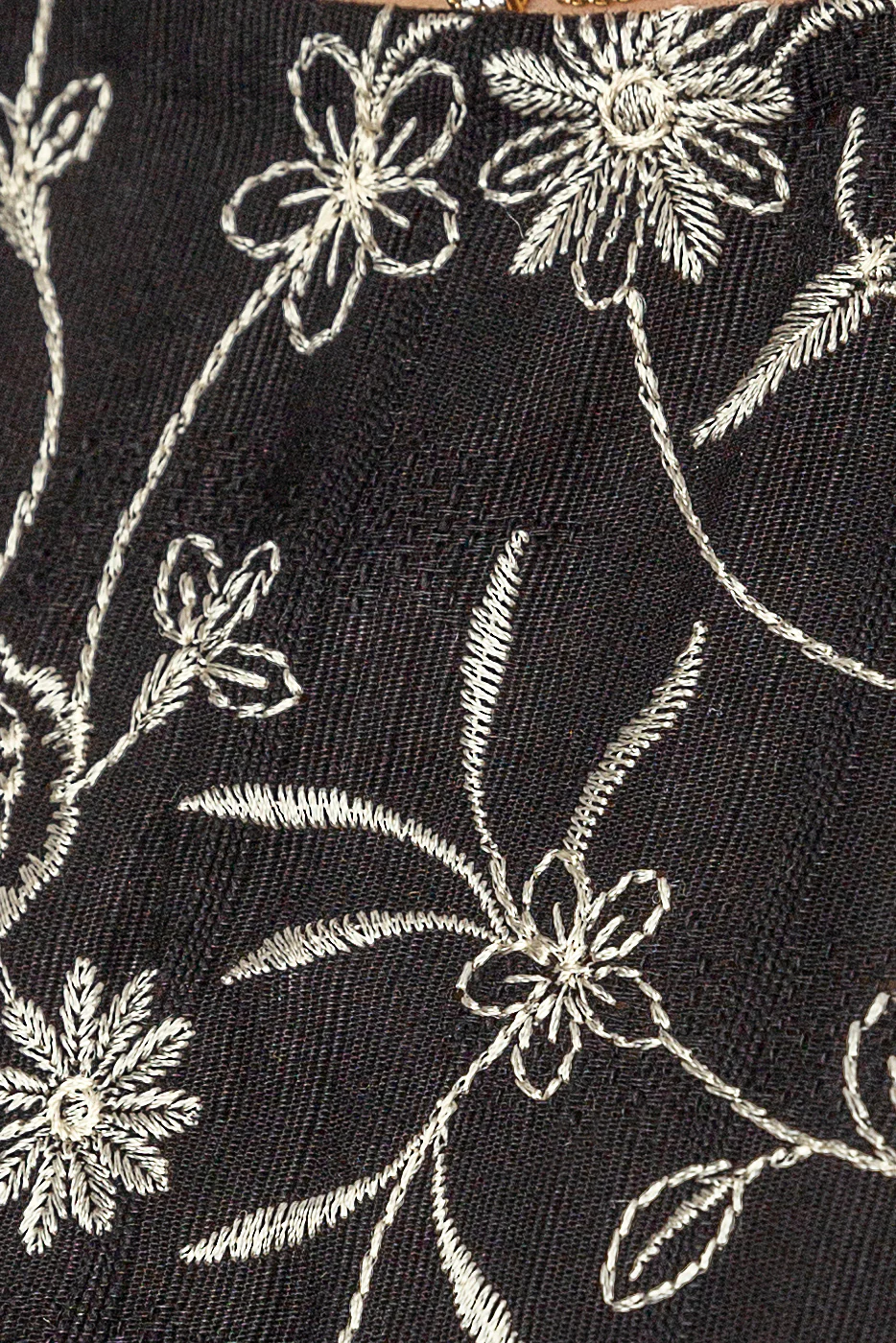 EMBROIDERED KHADDAR JACQUARD SHIRT (PRET) - Image 4