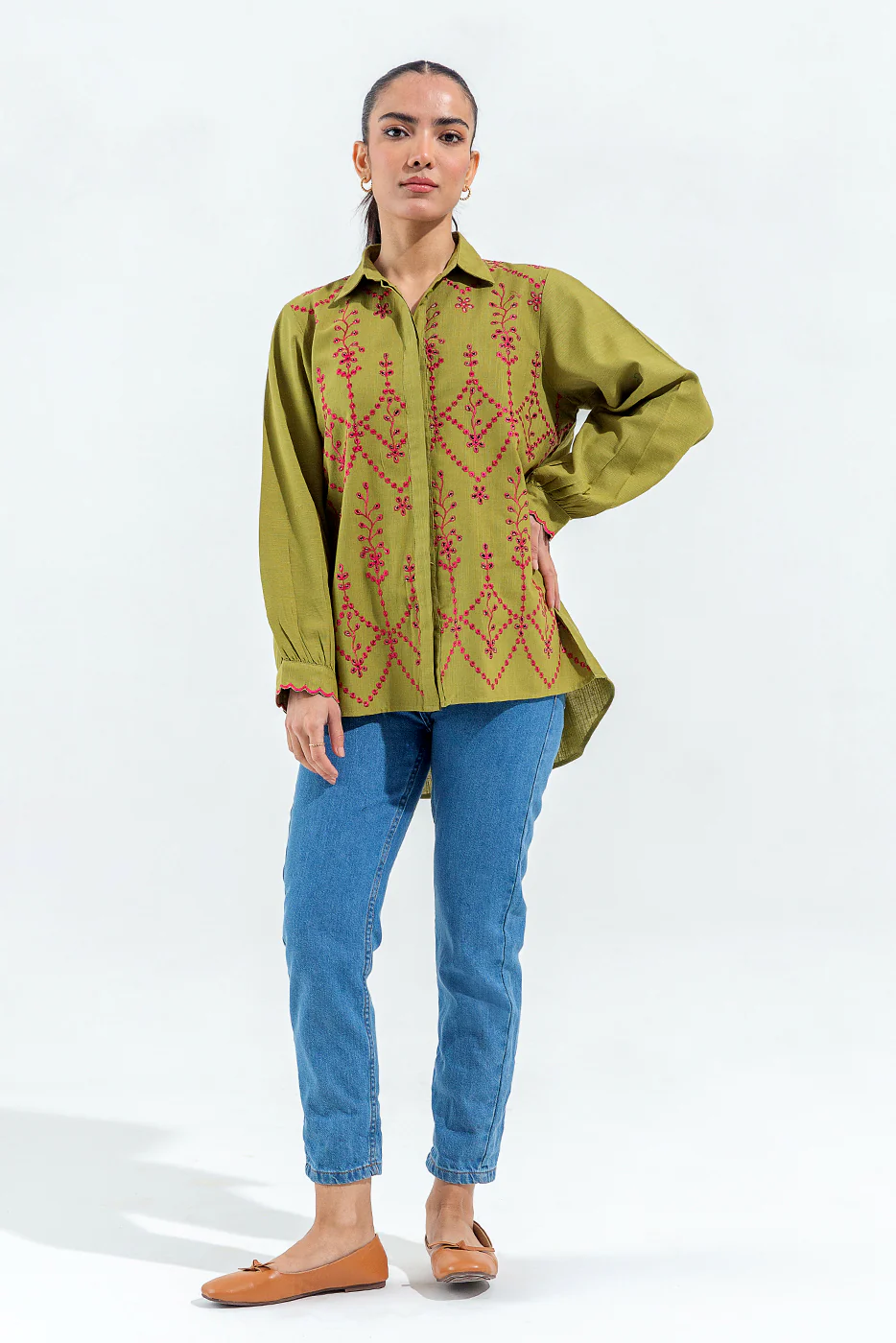 EMBROIDERED SLUB KHADDAR TOP (PRET) - Image 2