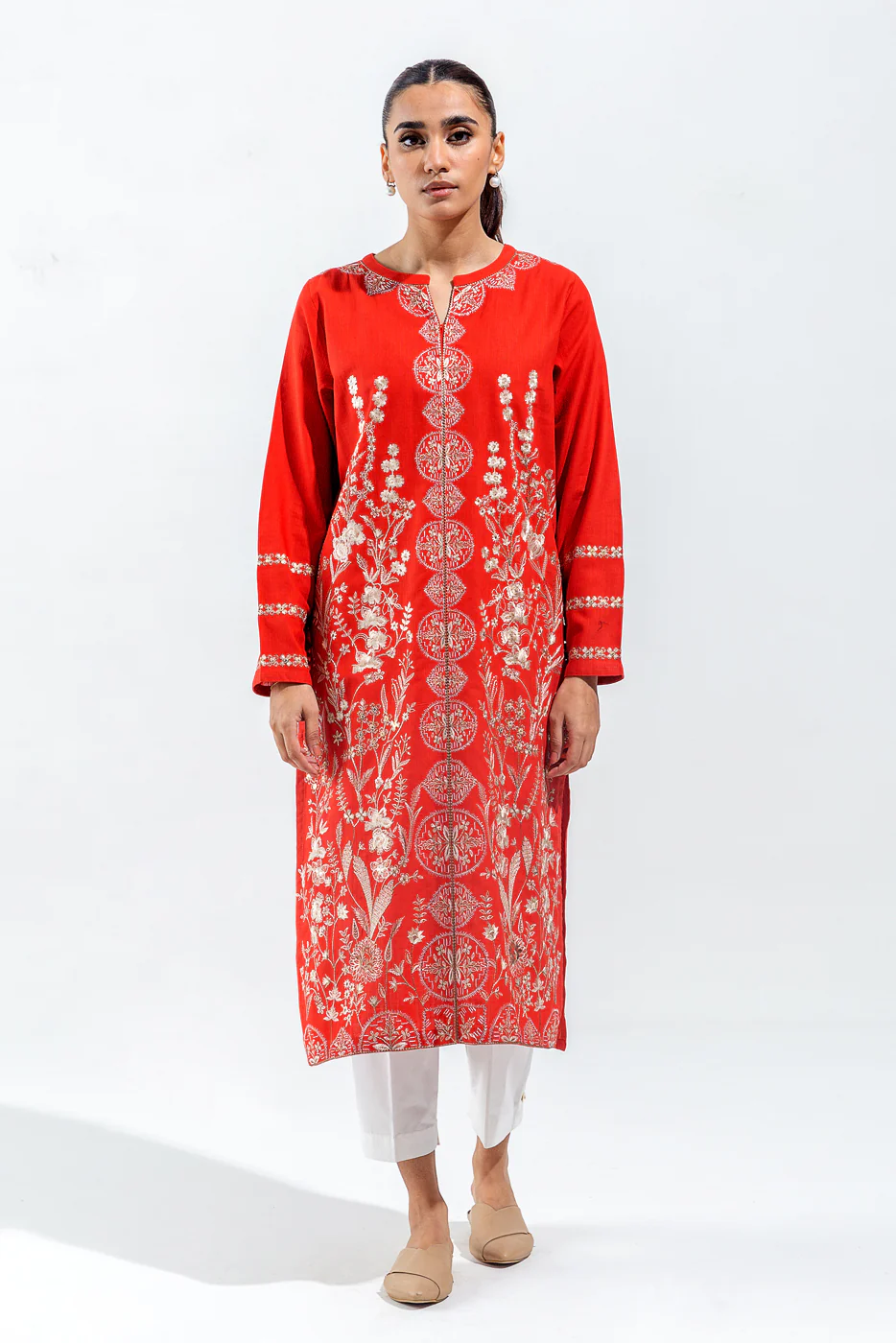 EMBROIDERED SLUB KHADDAR SHIRT (PRET) - Image 2