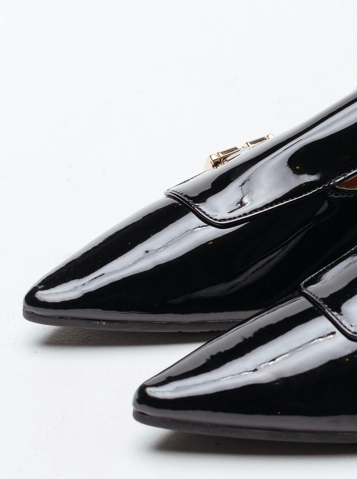 Footwear - Image 3