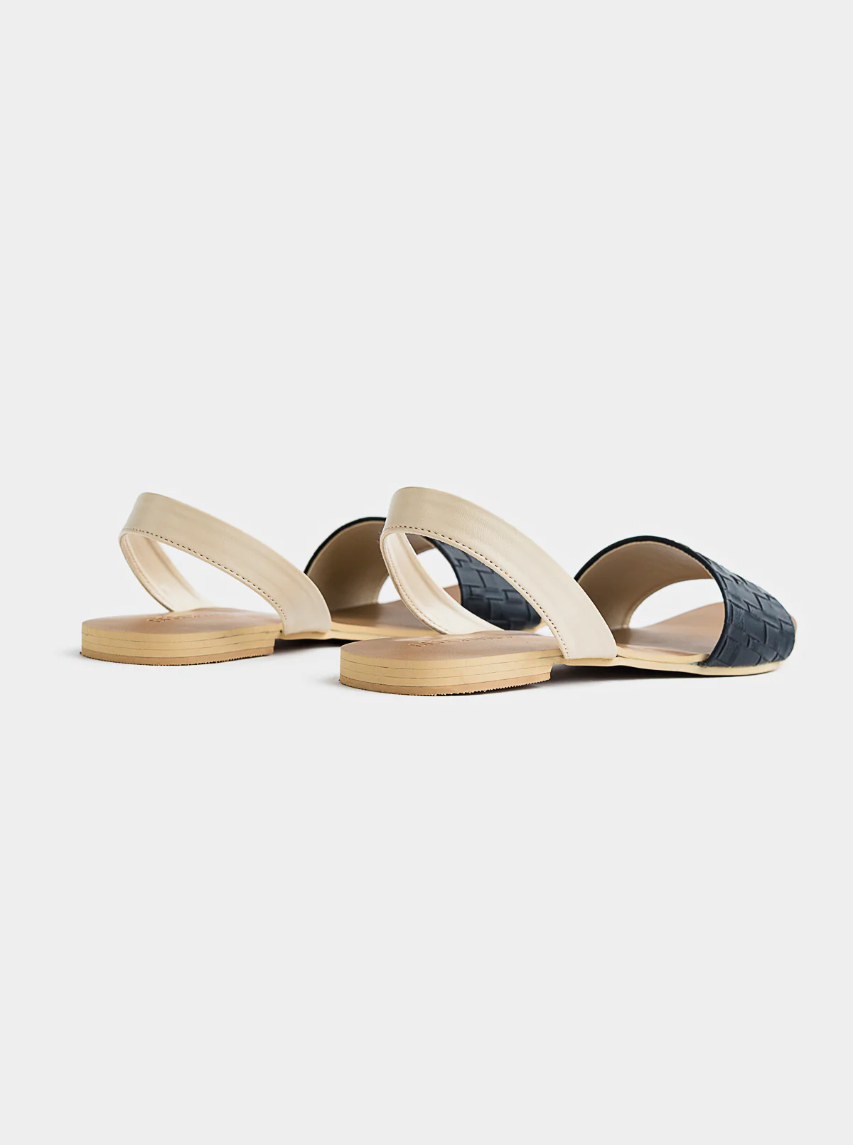 FOOTWEAR - Image 3