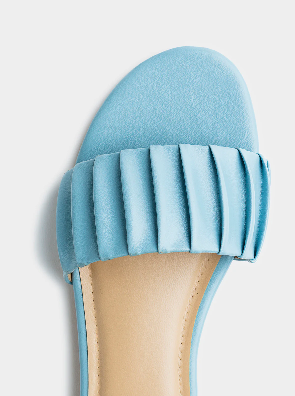 FOOTWEAR - Image 3